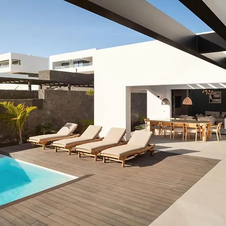 Villa Cristelle By Buenavilla Puerto Calero