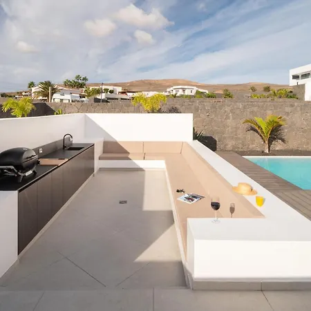 Cristelle By Buenavilla Villa *