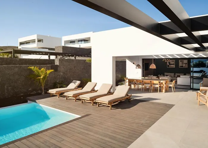 Villa Cristelle By Buenavilla Puerto Calero