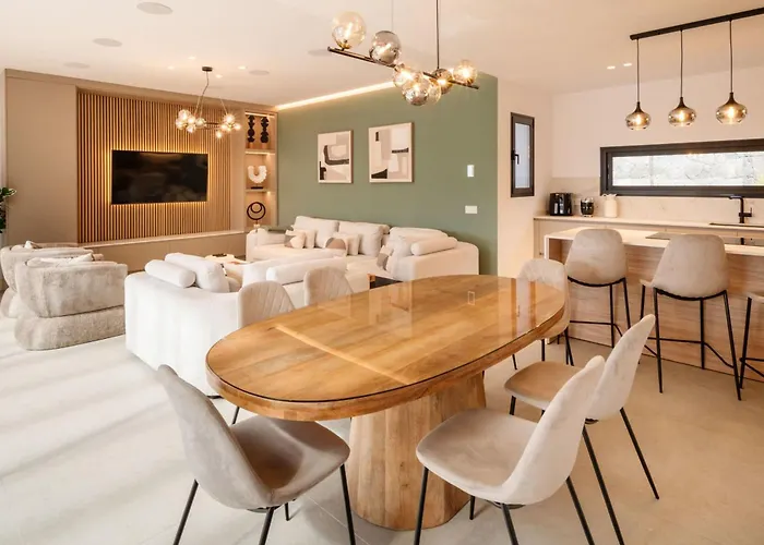 Cristelle By Buenavilla * Puerto Calero