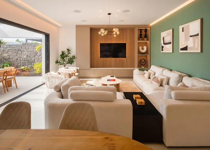 Cristelle By Buenavilla Villa *