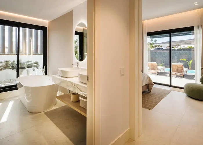 Villa Cristelle By Buenavilla Puerto Calero